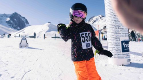 preparer-terrain-descente-ski-enfant