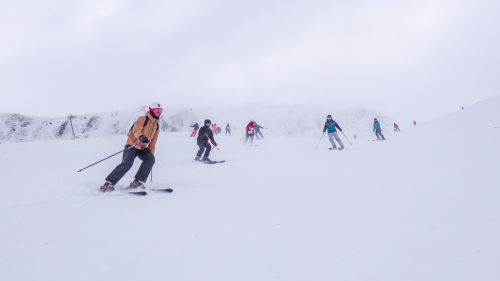 skier-dans-brouillard