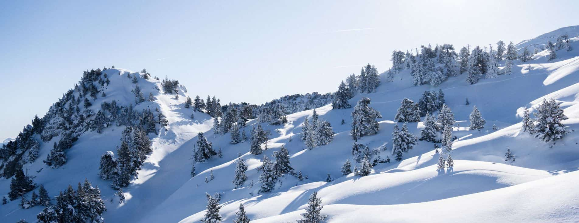 paysage-neige-pyrenees