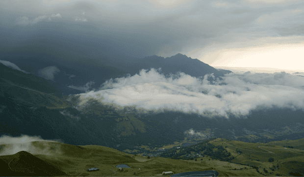 Que faire en cas d'orage en montagne